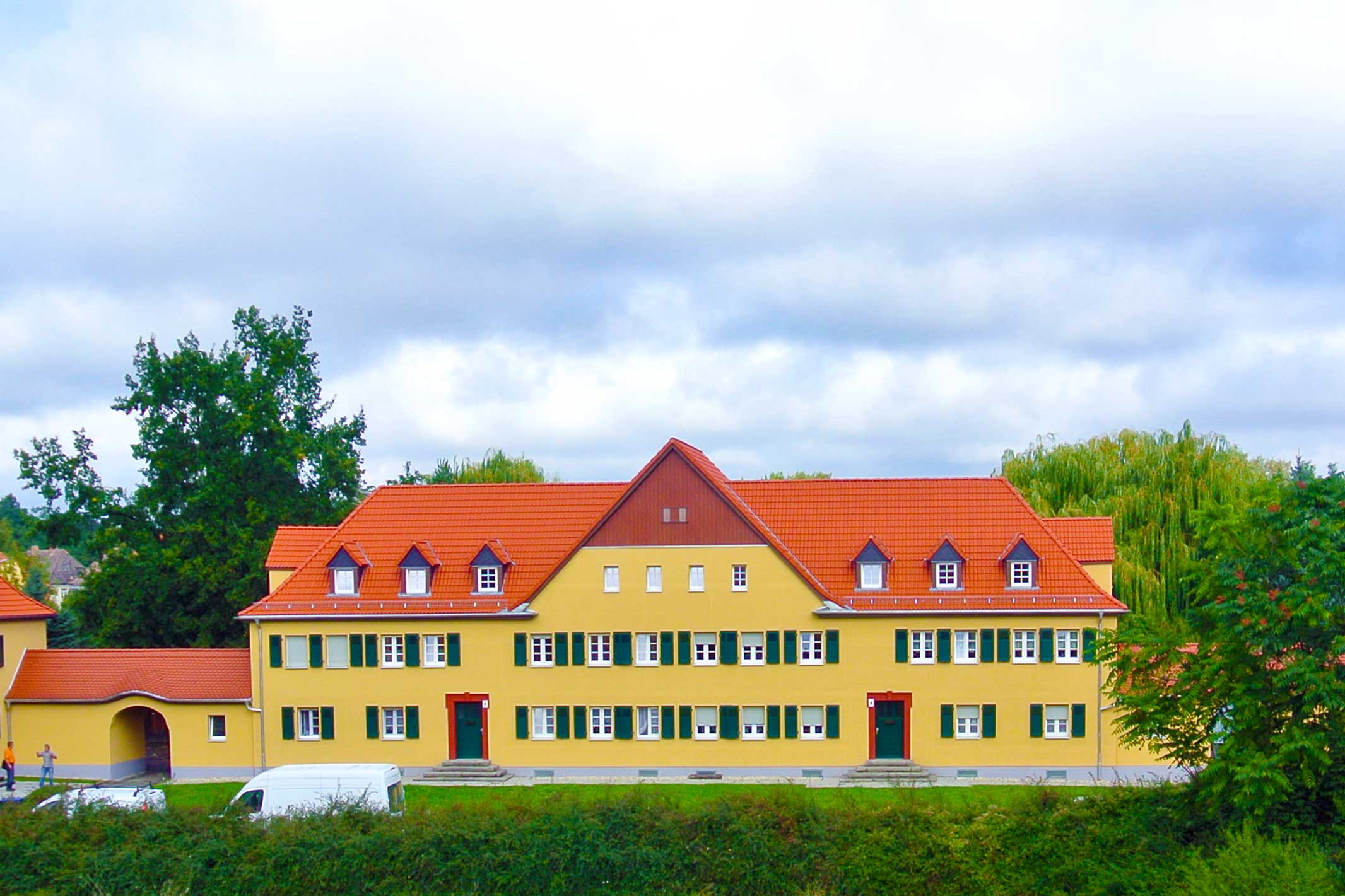 Otto-Hahn-Platz 8-9 in Bitterfeld